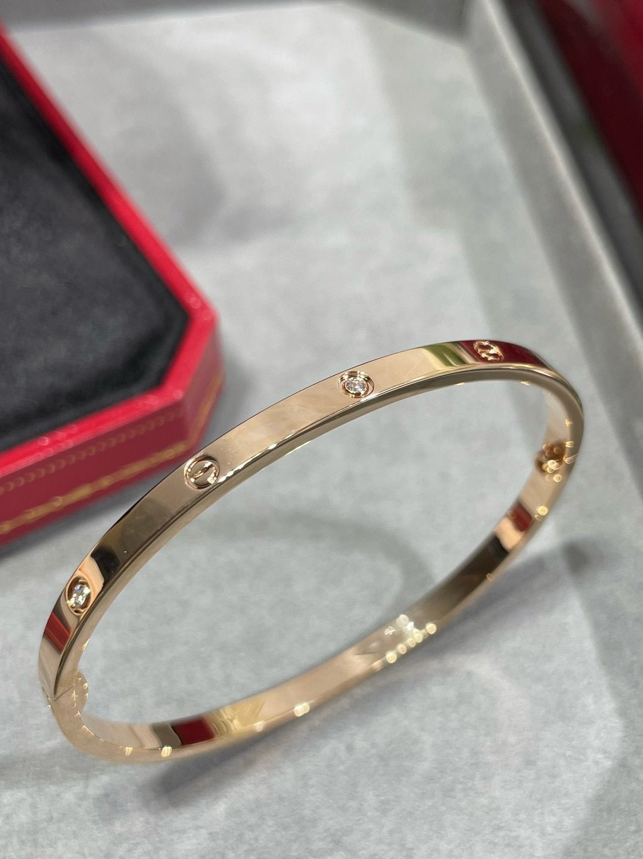 18K Love Ten Diamonds Small Bracelet