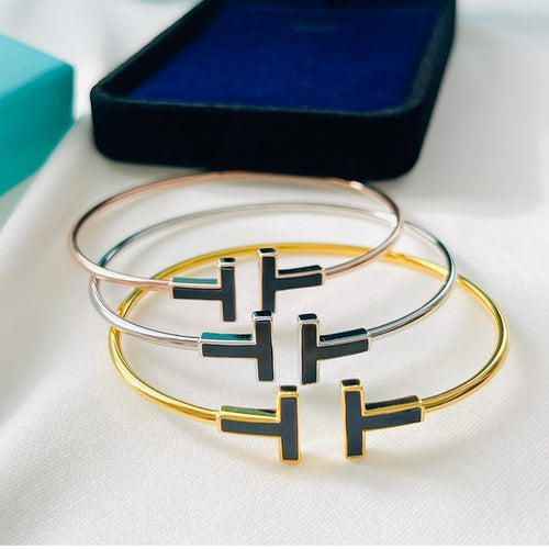 18K T Black Bracelet