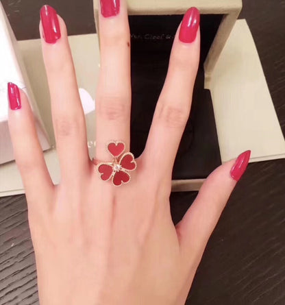 18K Sweet Alhambra Effeuillage Ring