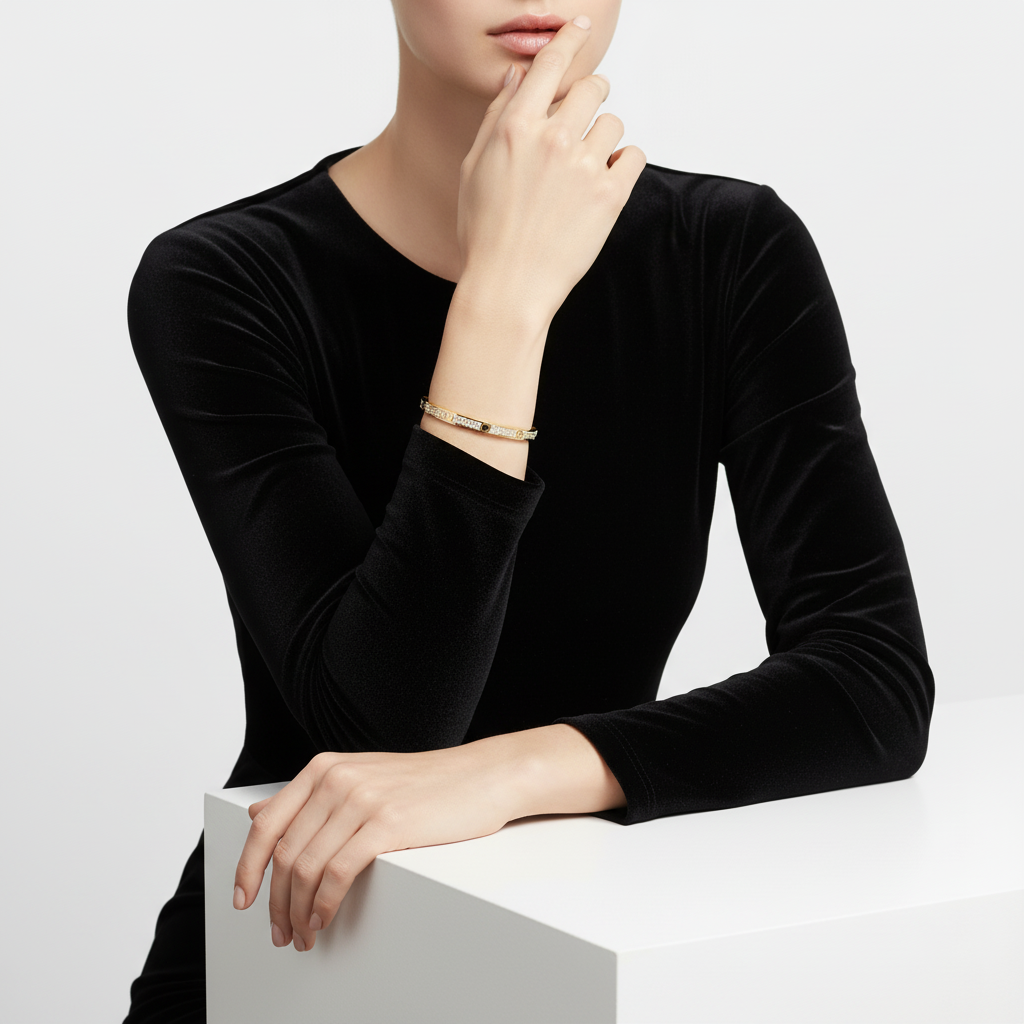 18K Love Diamonds Small Bracelet